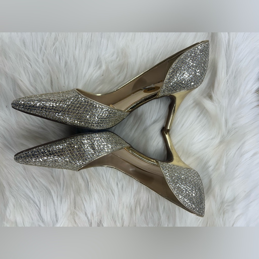 Marc Fisher Gold high heeled shoes size 8 woman’s - Picture 5 of 10